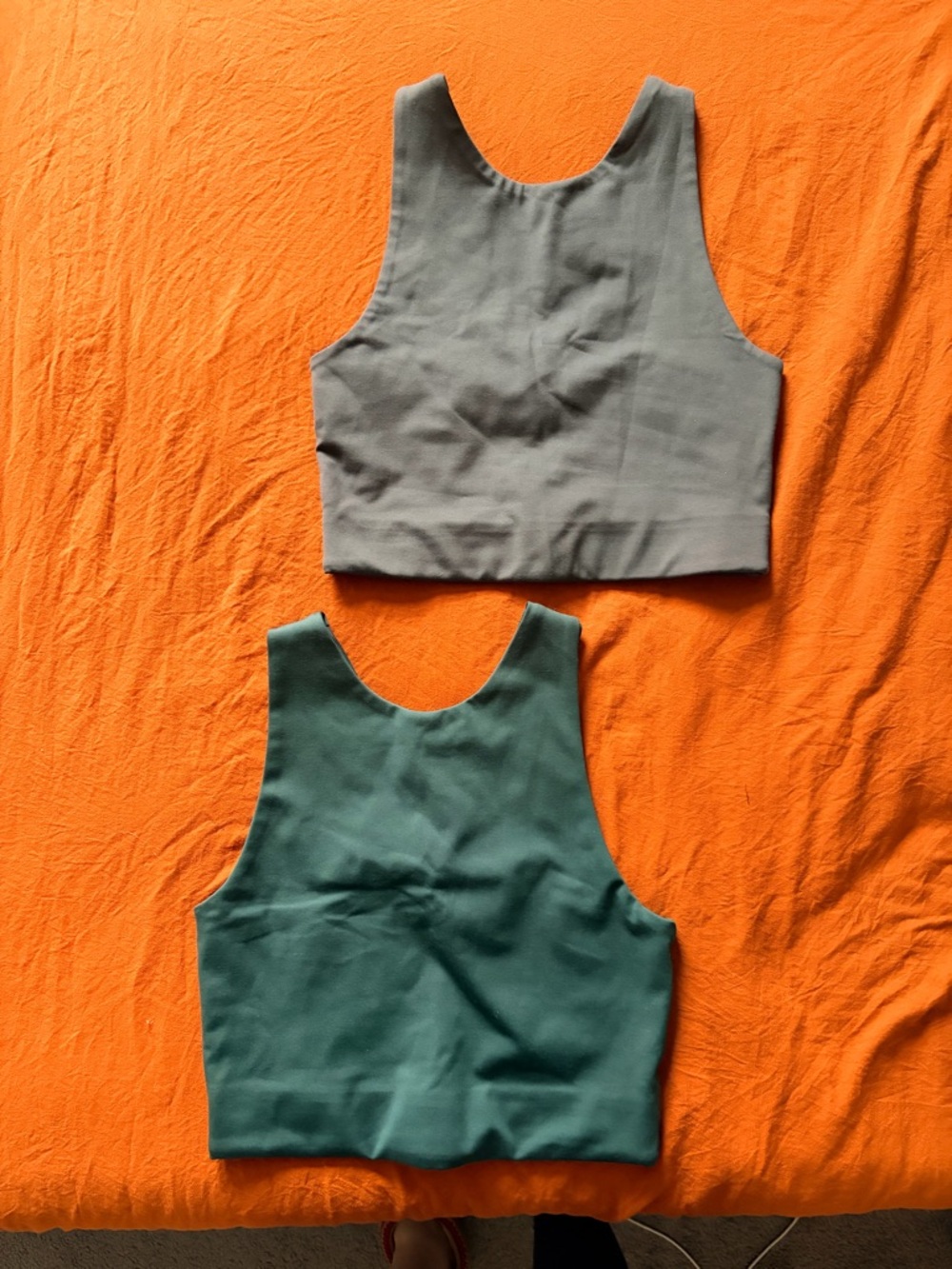 Set of 2 girlfriend collective Dylan tank bras